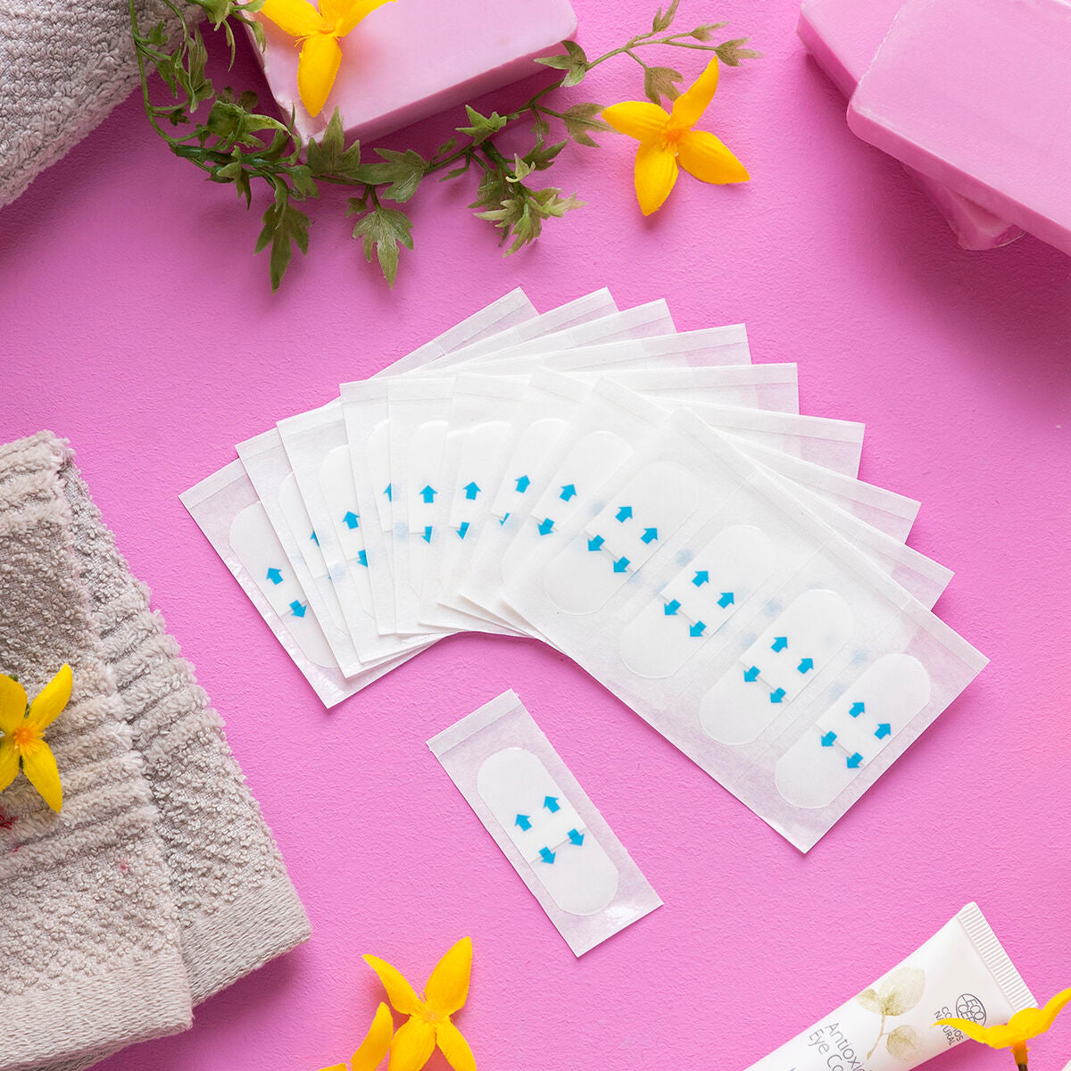 Kasvojen kohotusteipit läpinäkyvät, ultraohut 40 kpl - huomaamaton kohotus – kertakäyttöiset meikkitarvike – kuva 3