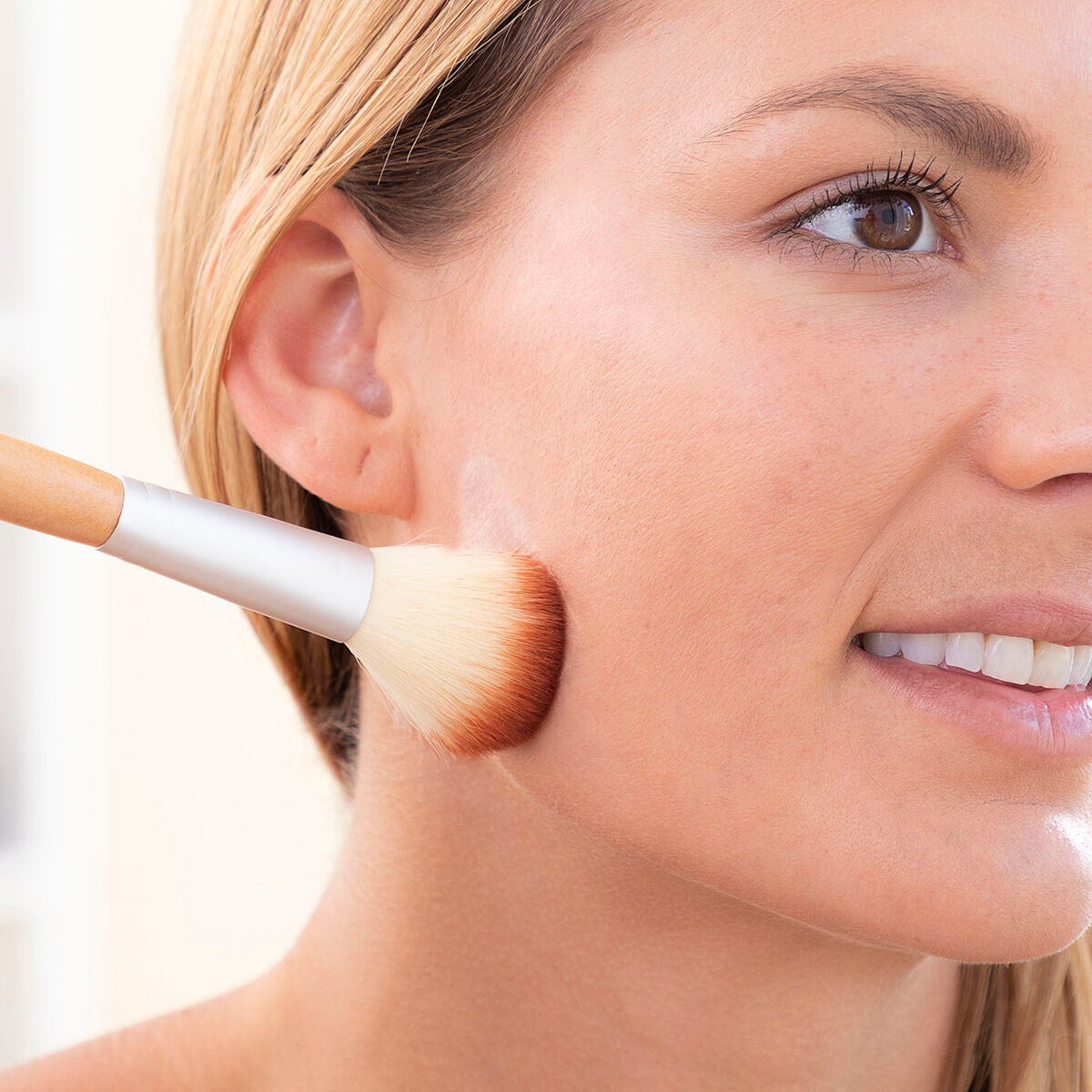 Kasvojen kohotusteipit läpinäkyvät, ultraohut 40 kpl - huomaamaton kohotus – meikkitarvike juhlameikki – kuva 6