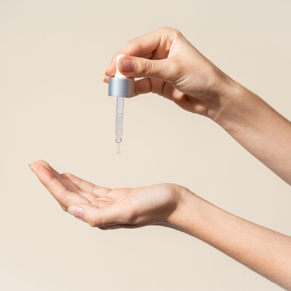 Kasvoseerumi riisi & niasiinamiidi 30 ml, kosteuttava kirkastava vegaaninen