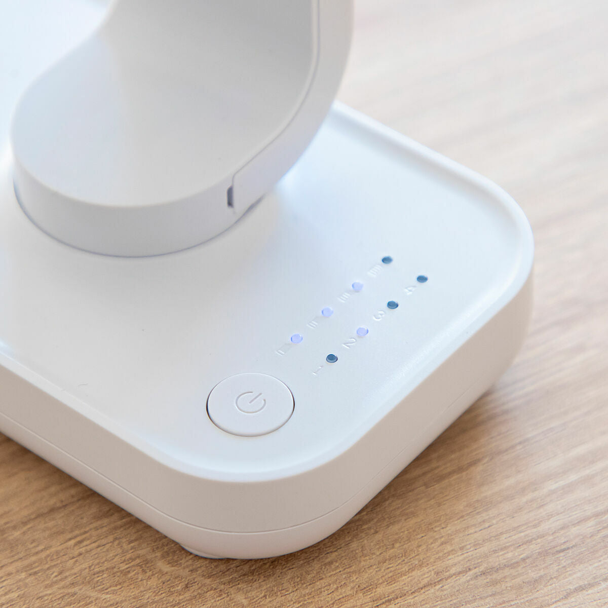 Ladattava pöytätuuletin, hiljainen USB-C, 4 nopeutta, työpöydälle, 3600 mAh
