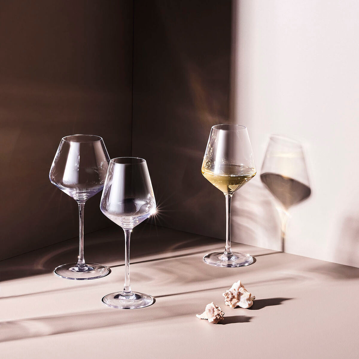 Viinilasit 380 ml 4 kpl, läpinäkyvä lasi, konepestävä Cristal d'Arques sarja