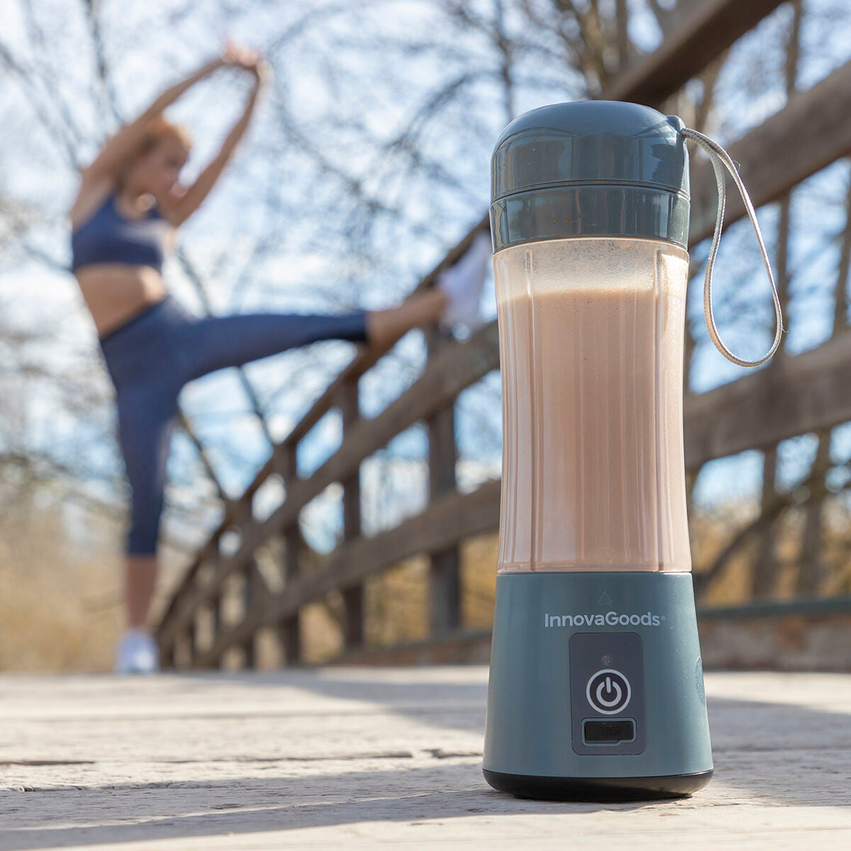 Kannettava smoothie-blenderi USB-ladattava, 380 ml, 4 terää, suodatin, harmaa – lahja smoothie-fanille smoothie-blenderi –…