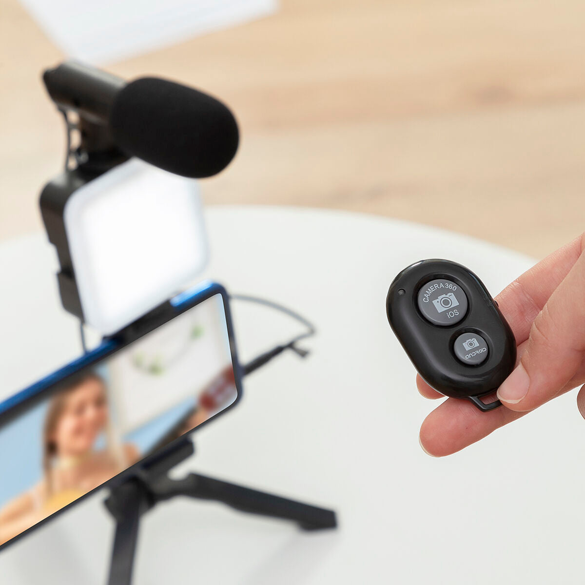 Vloggaussetti puhelimelle, mikrofoni & LED-valo, tripod, BT-kaukosäädin, 6 osaa – vloggaussetti Bluetooth-kaukosäädin – ku…