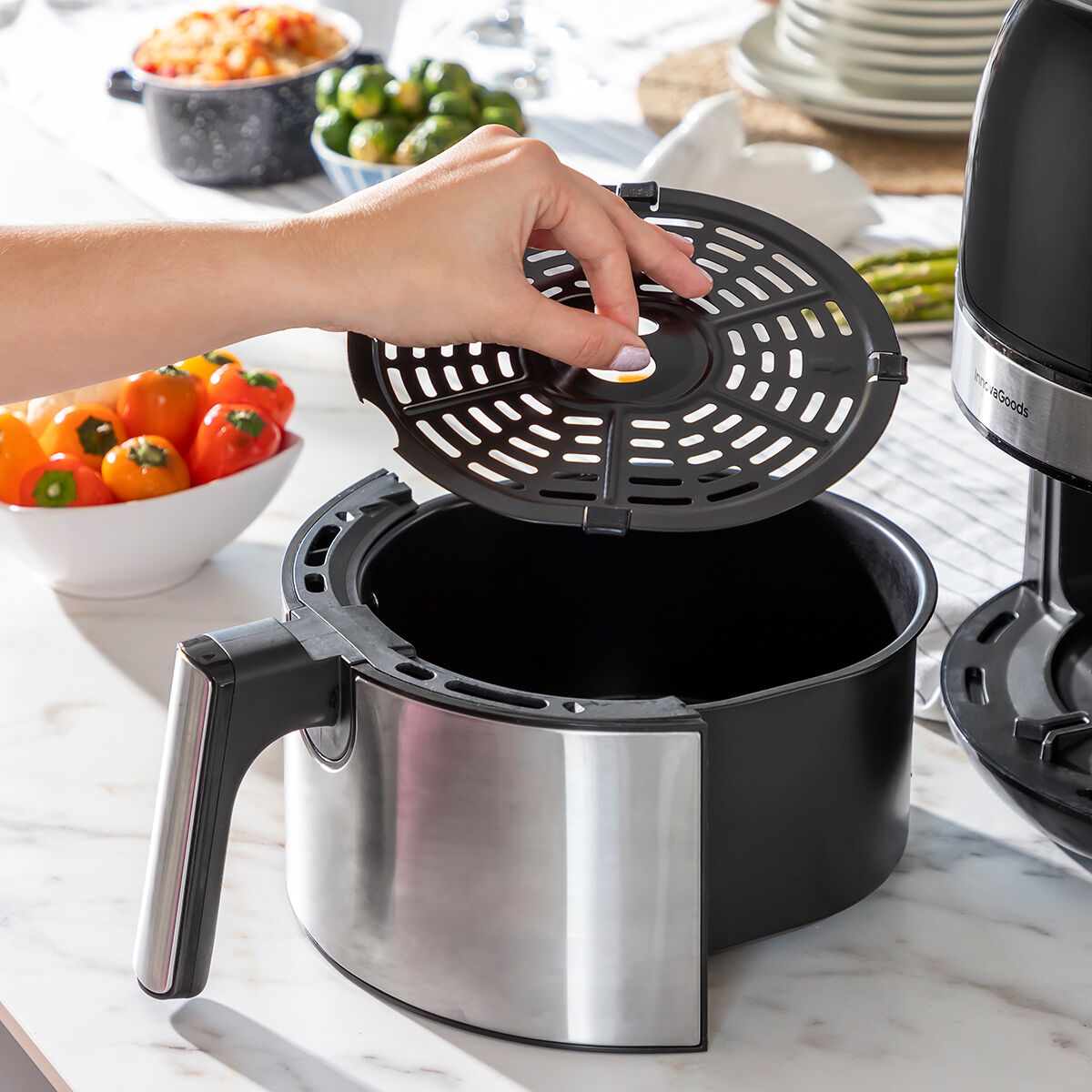 Airfryer 3,5 l, 360° kiertoilma, 1400 W, 8 ohjelmaa — 2–3 hengelle