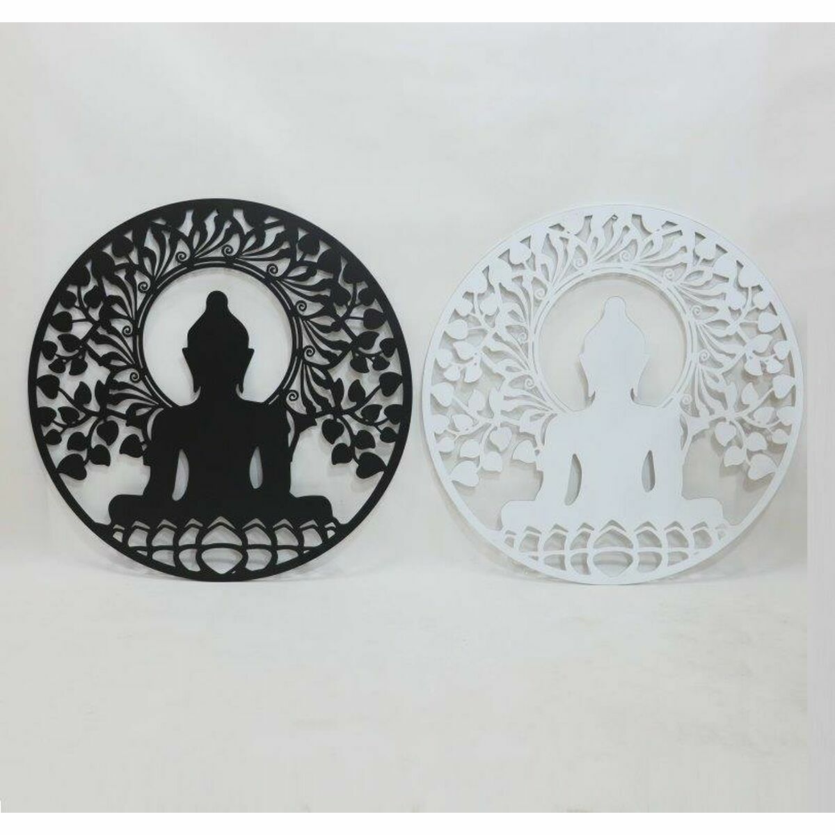 Buddha seinäkoriste, metallinen pyöreä 98-100 cm, 2 kpl musta & valkoinen