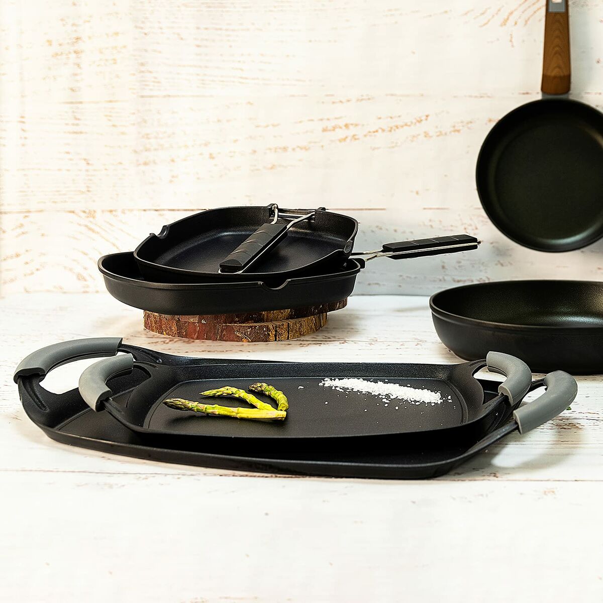 Grillipannu 36 x 23 cm, karkaistu alumiini, tarttumaton, silikonikahvat