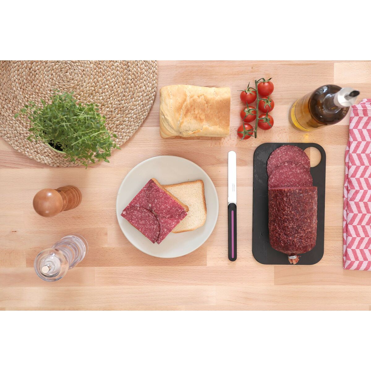 Jälkiruokaveitsi ruostumaton teräs, ergonominen liukumaton kahva, musta-fuksia