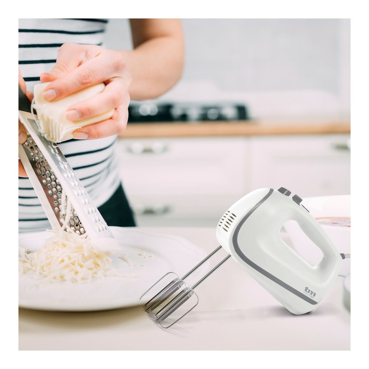 Käsivatkain 450 W, 5 nopeutta - ruostumattomat vispilät, valkoinen, kotikäyttöön