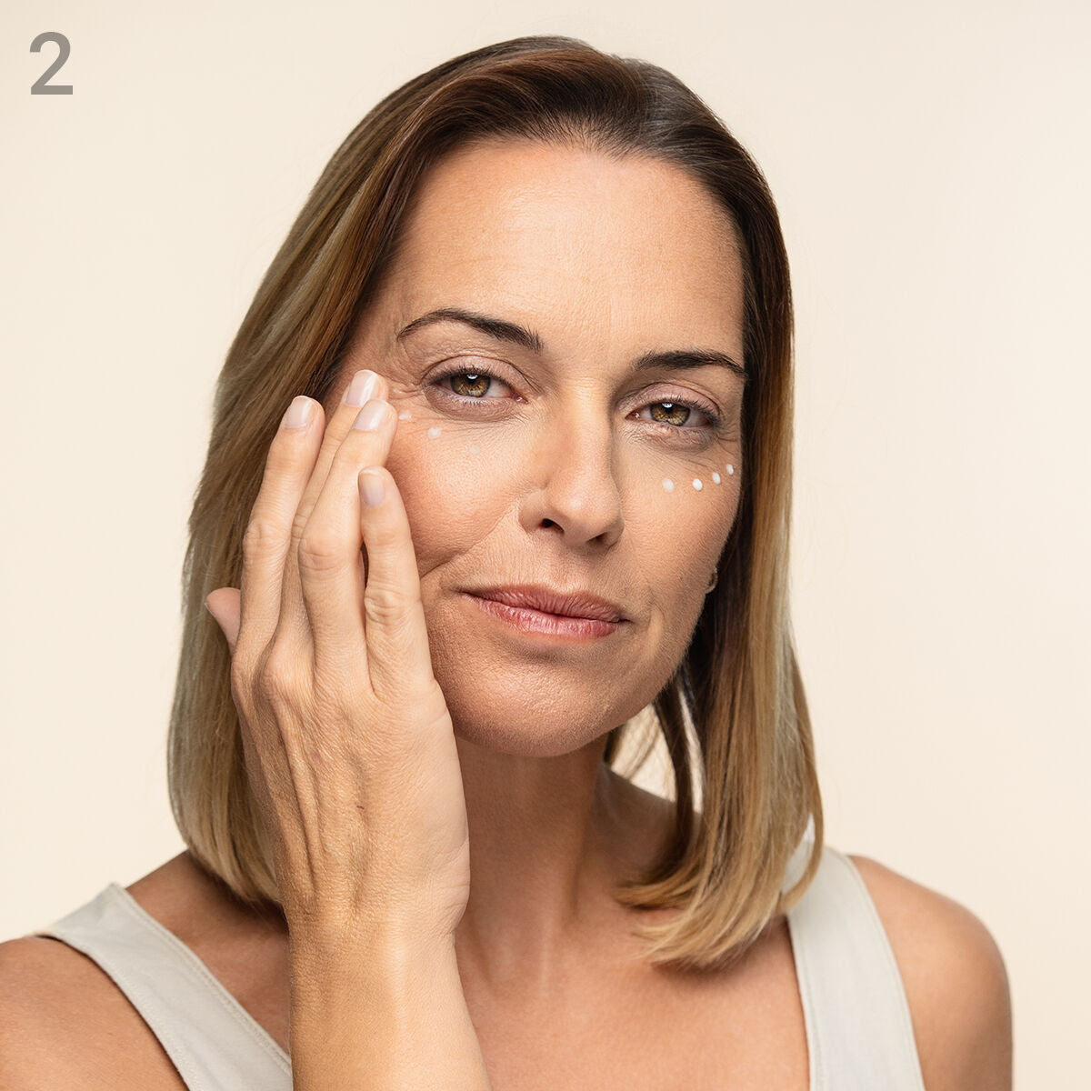 Kosteuttava kasvosetti 30+15+50 ml – seerumi, silmänympärys, kasvovoide