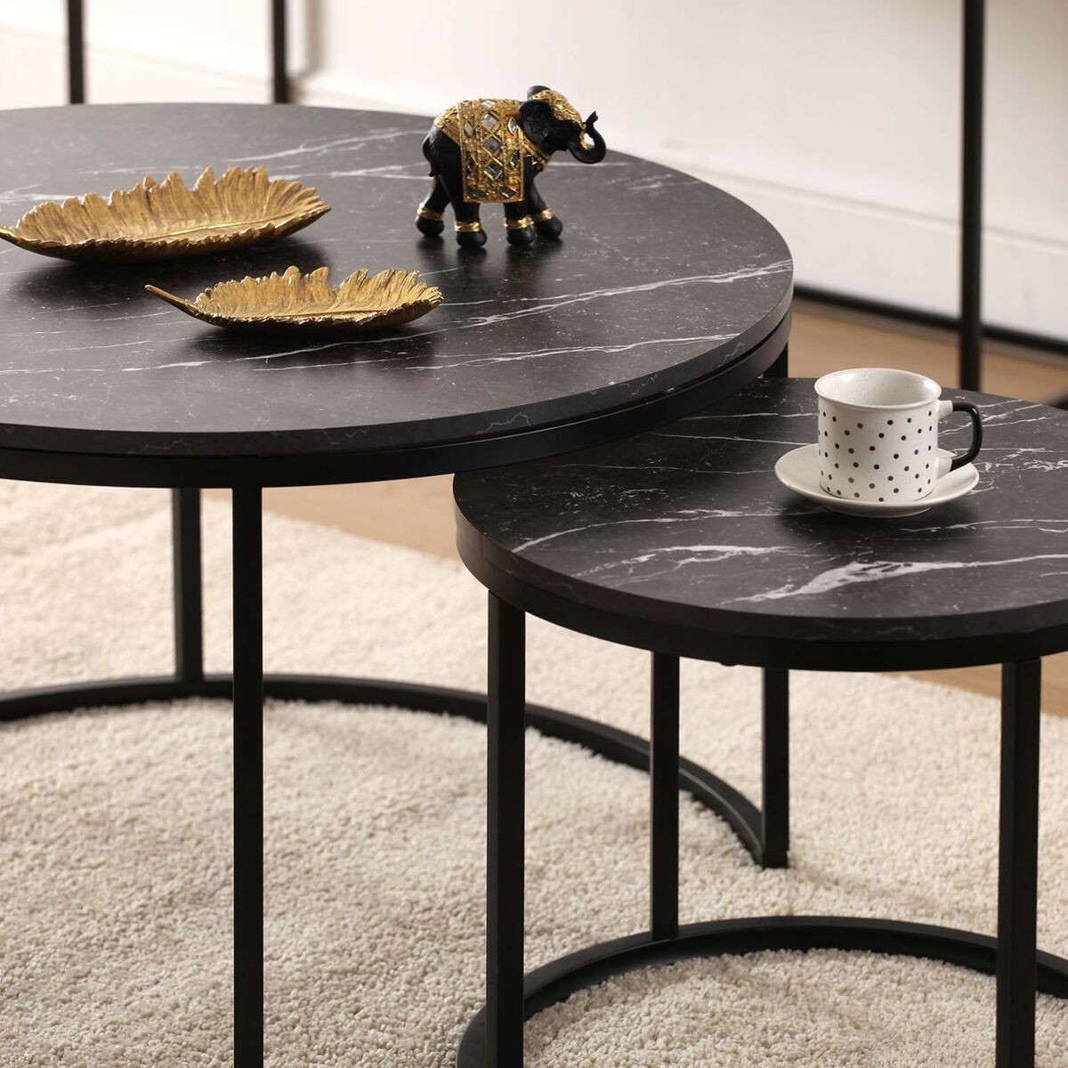 Pöytäkoriste kullattu lehti - hartsi koristevati sisustukseen 11 x 3,3 x 19,3 cm