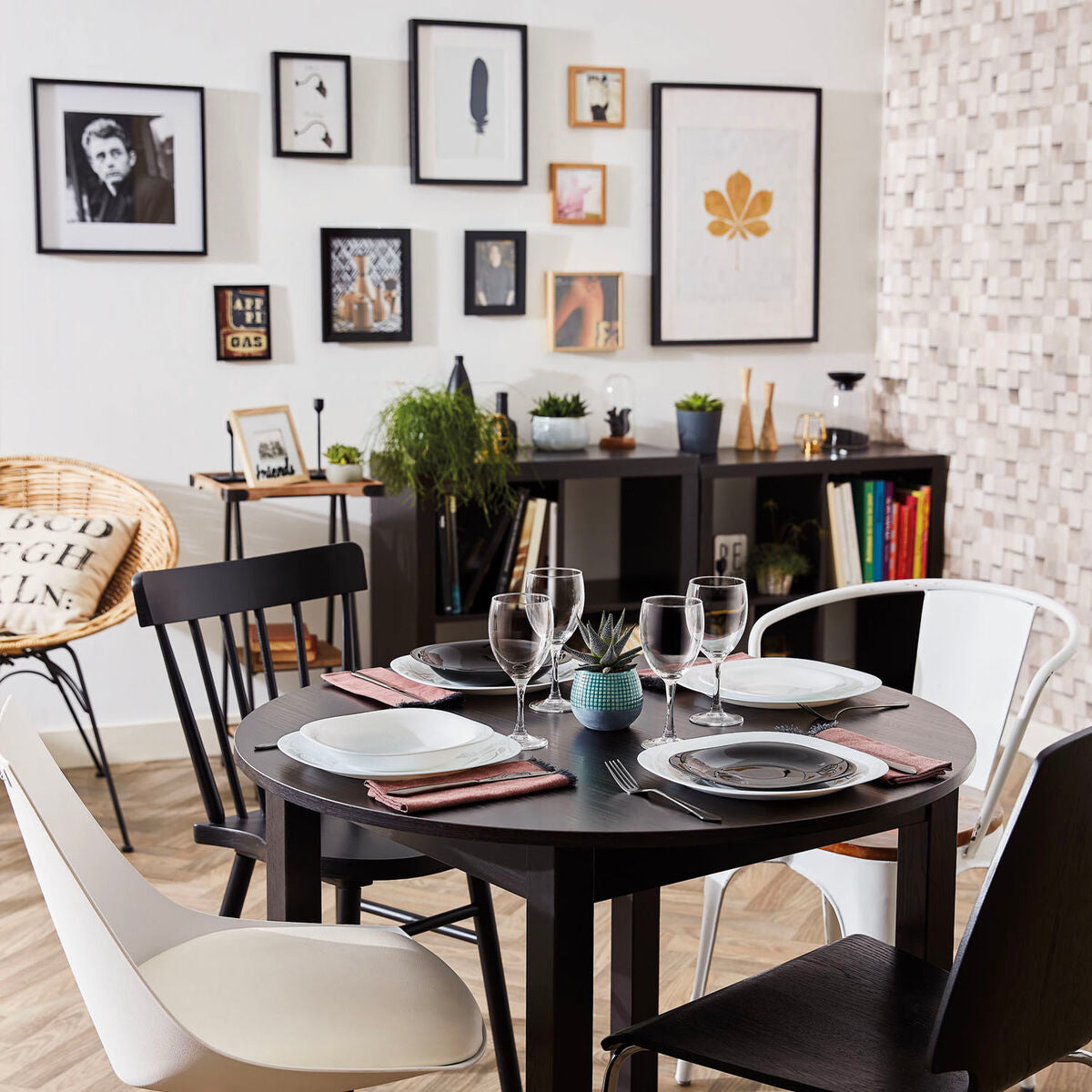 Lasinen astiasetti 19 osaa, valkoinen - sopii arkeen & juhlaan Luminarc