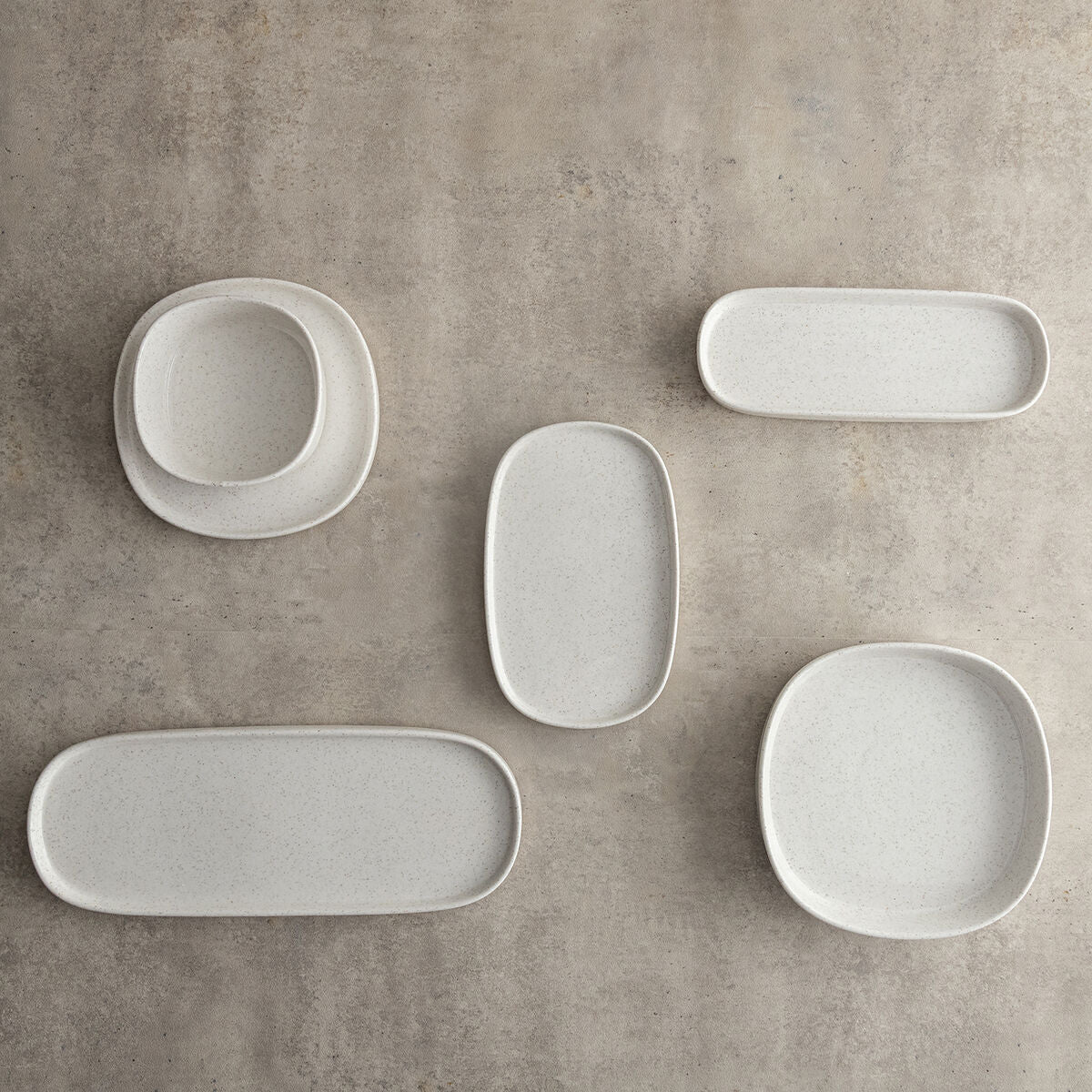 Litteät lautaset 16,5 cm, keramiikka, 8 kpl, astianpesukone- & mikroon sopivat
