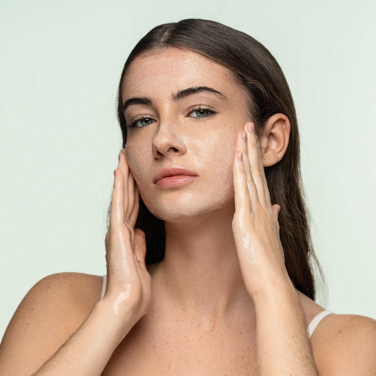 Mustapäiden poistaja ladattava, CBD puhdistusgeeli 200 ml & hydrocleanser