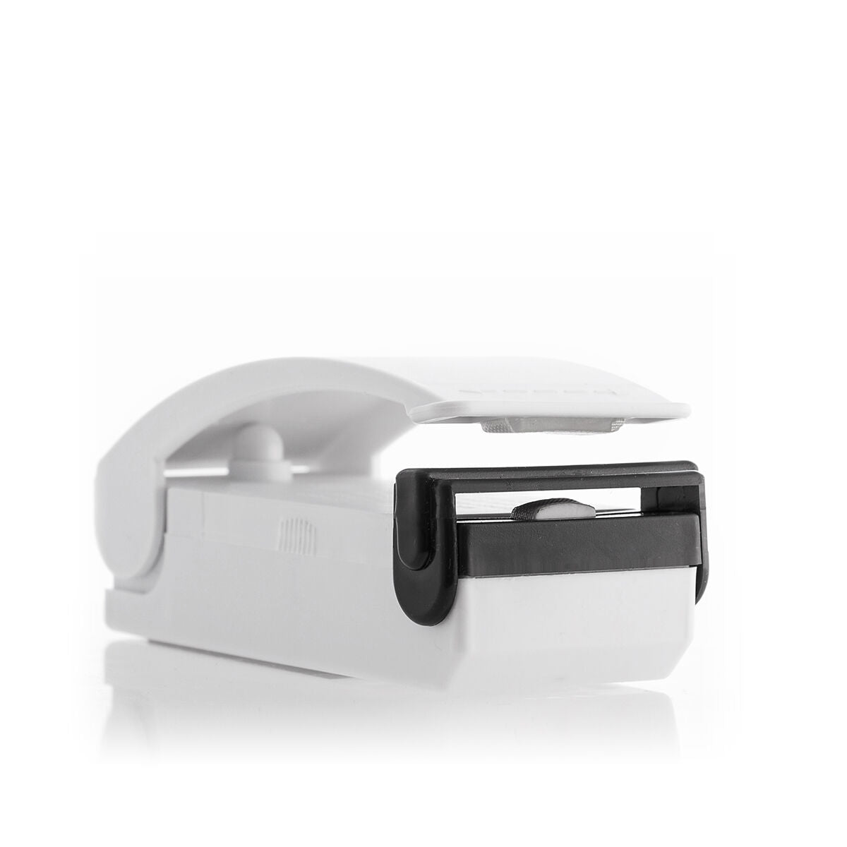 Pussinsulkija jääkaappimagneetilla, akkukäyttöinen 2×AA, kannettava