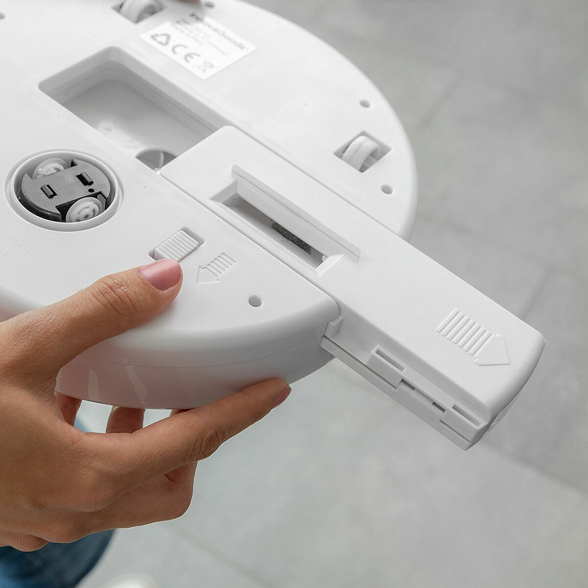 Robotti-imuri, ladattava 80 min, matala 7 cm, Ø22,5 cm - sopii kaikkiin lattioihin