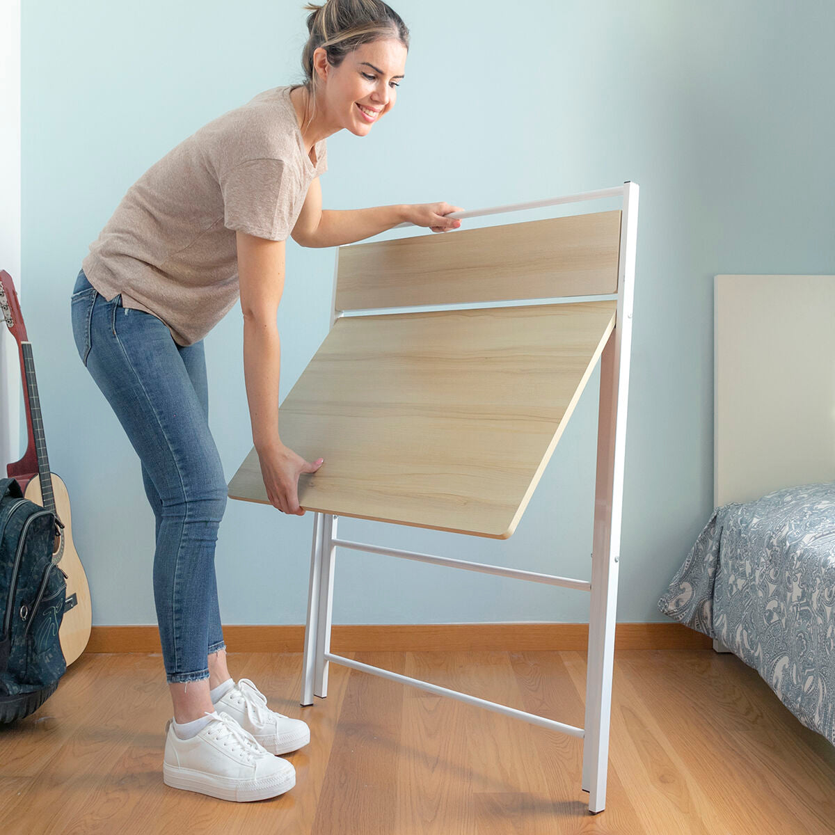Taitettava työpöytä hyllyllä, tilaa säästävä, kantaa 50 kg - mini kotitoimistoon
