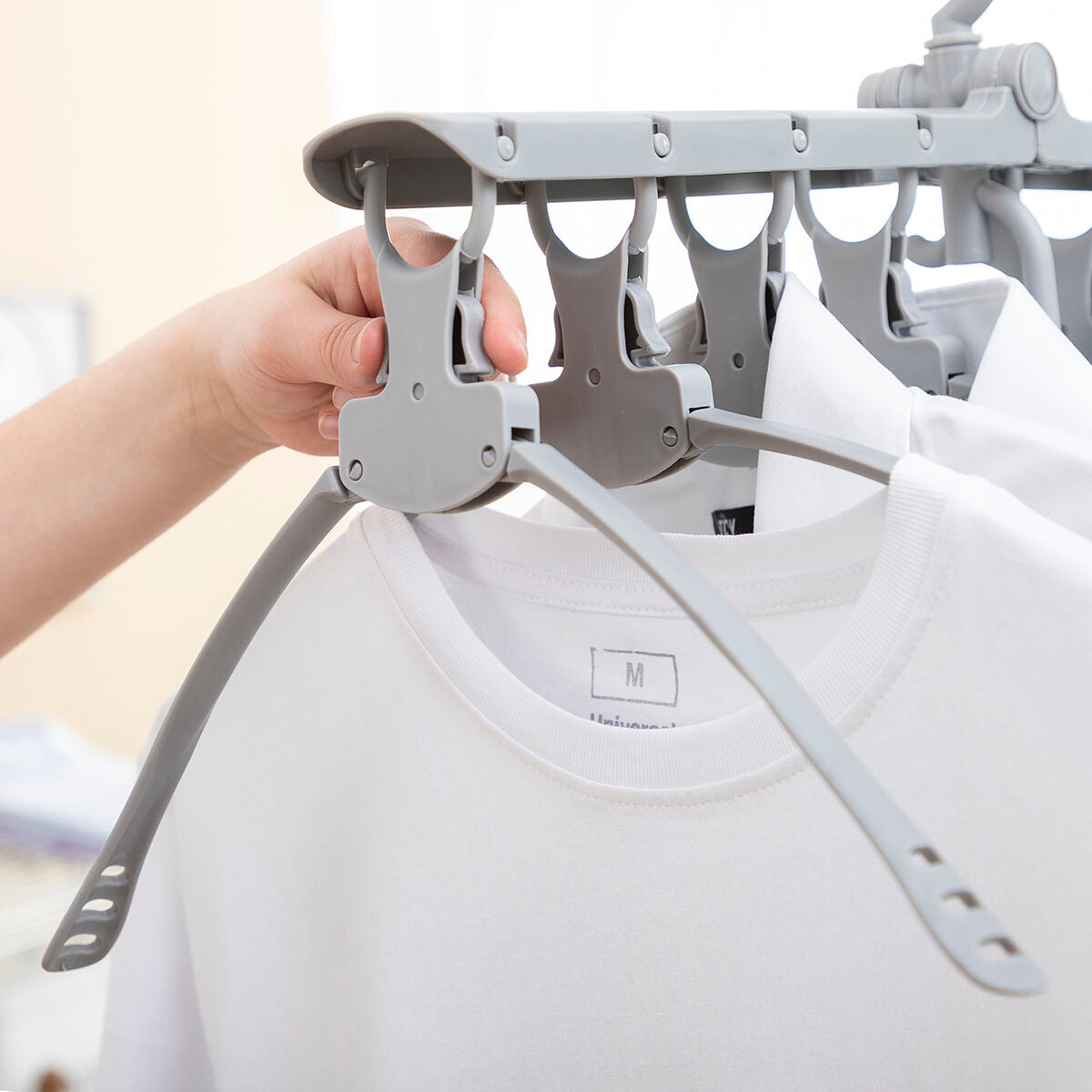 Vaateripustin 8-hengen taittuva, 360 asteen kääntyvä - paitoille & kevytvaatteille